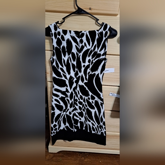 Black and White dress size 2 AB studio - Picture 3 of 3